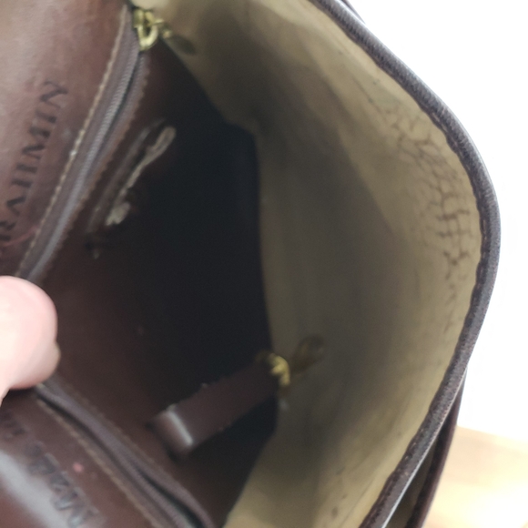 Brahmin Cognac Croc Embossed Leather Crossbody - Picture 4 of 14